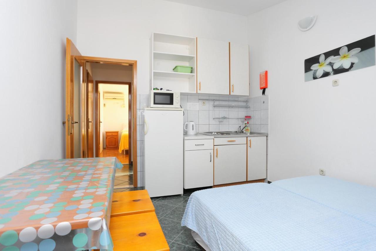 Apartments By The Sea Duce, Omis - 2737 Kültér fotó